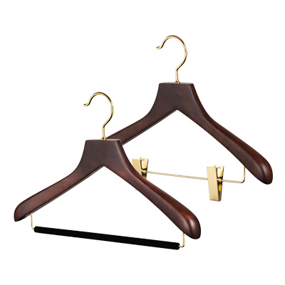 森を守るハンガー/ブラウン